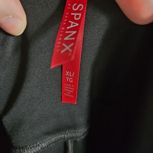 SPANX Charcoal Leggings XL